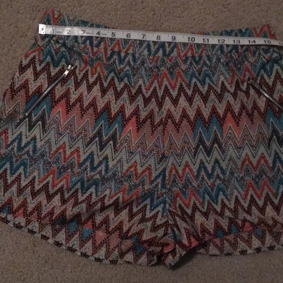 NWOT Denim Licious soft shorts size large - Picture 1 of 3